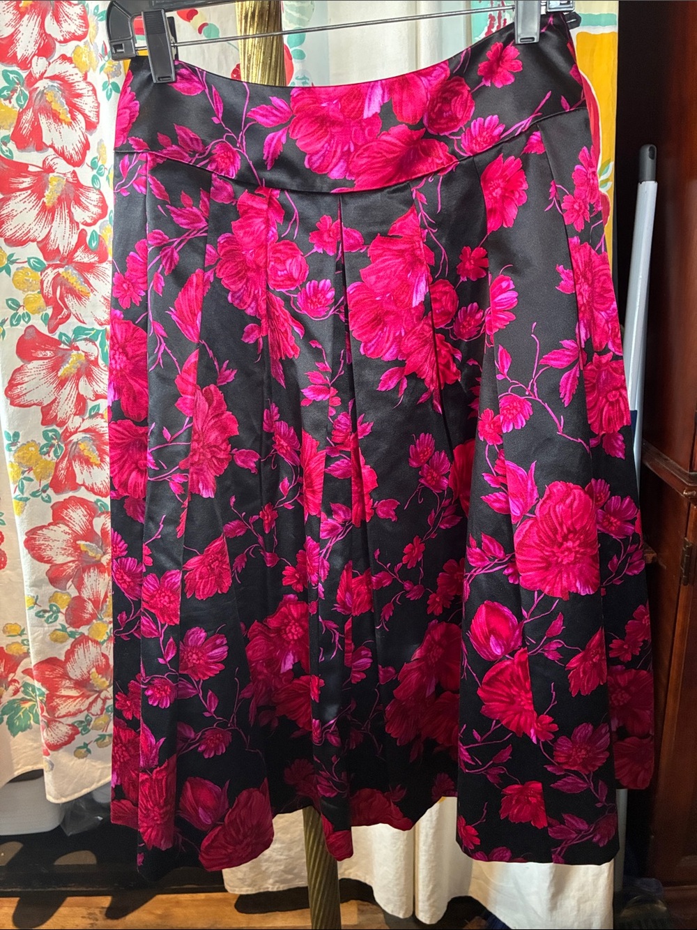 Talbots Women's Black Skirt with Fuchsia Floral pattern - Picture 2 of 5